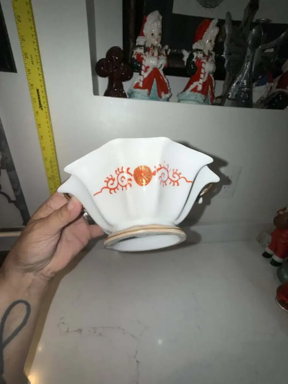 Vintage Japanese Geisha Girl Porcelain Footed Handled Scalloped Bowl